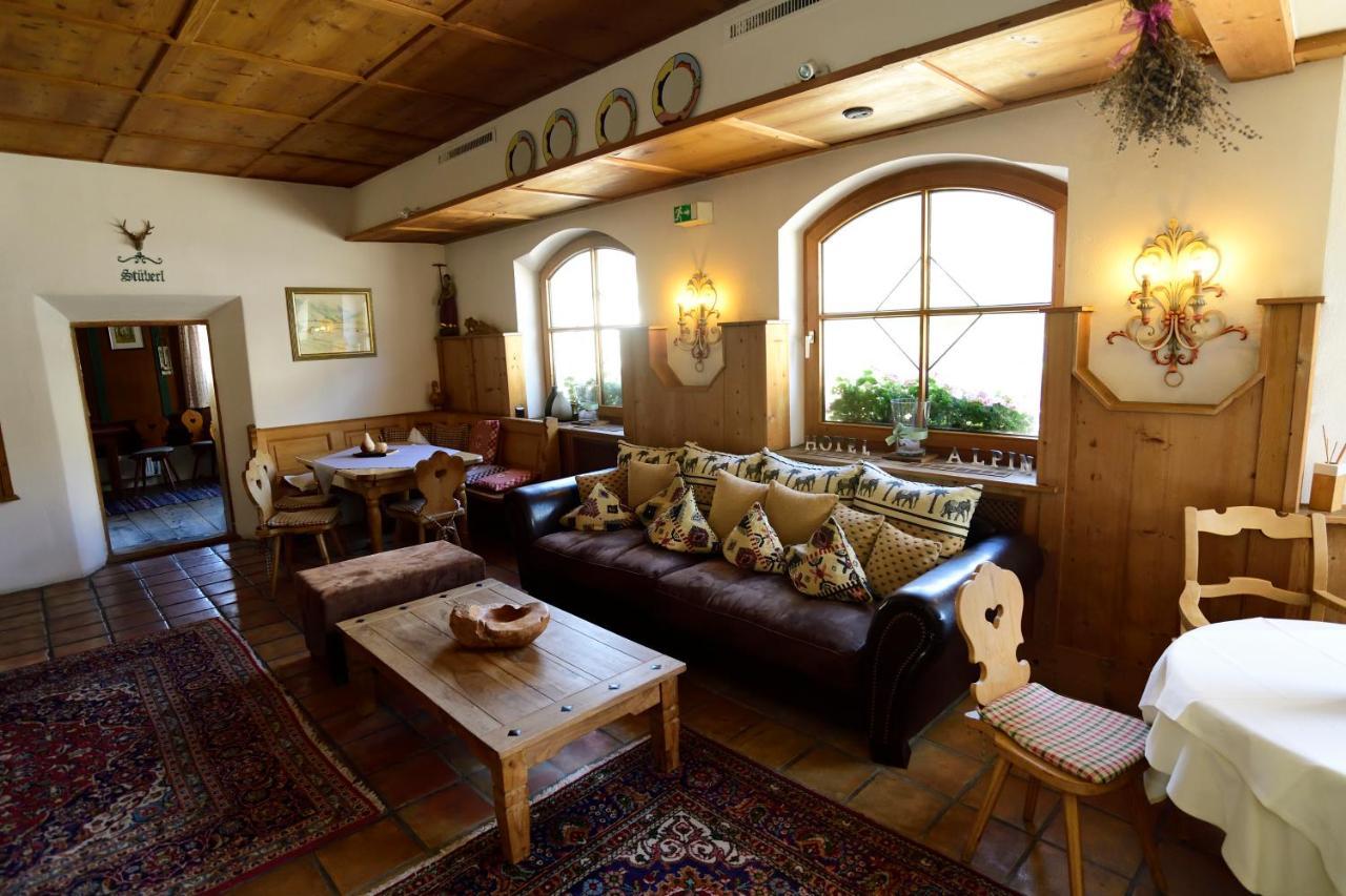 Hotel Alpin エールヴァルト エクステリア 写真