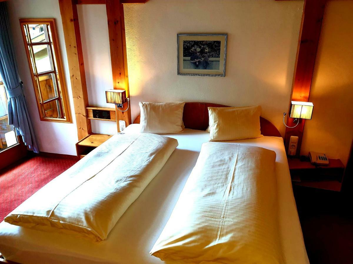 Hotel Alpin エールヴァルト エクステリア 写真